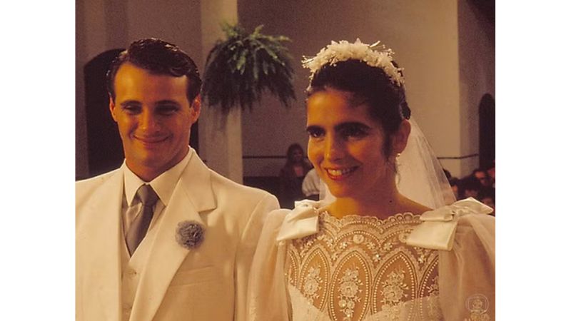 Tadeu Aguiar e Malu Mader em registros da carreira do ator  - FOTO REPRODUÇÃO