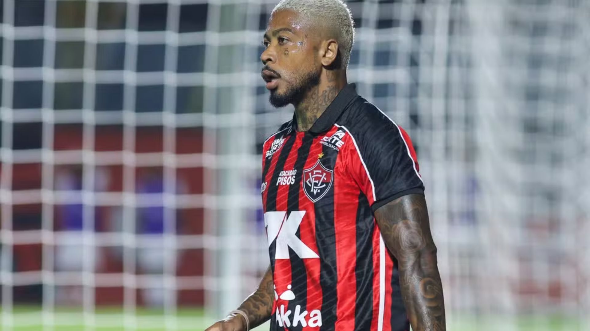 Marinho com as cores do Esporte Clube Vitória - Foto: Victor Ferreira / ECV