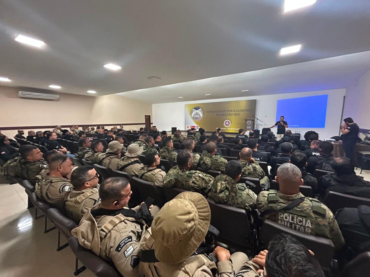 Operação envolve equipes das Polícias Federal, Militar e Civil