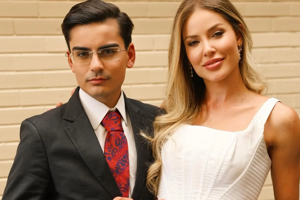 Saory Cardoso é acusada de trair Dudu Camargo