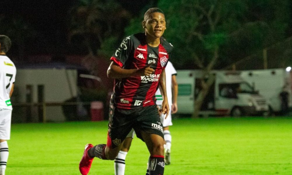 Letícia Martins | EC Vitória