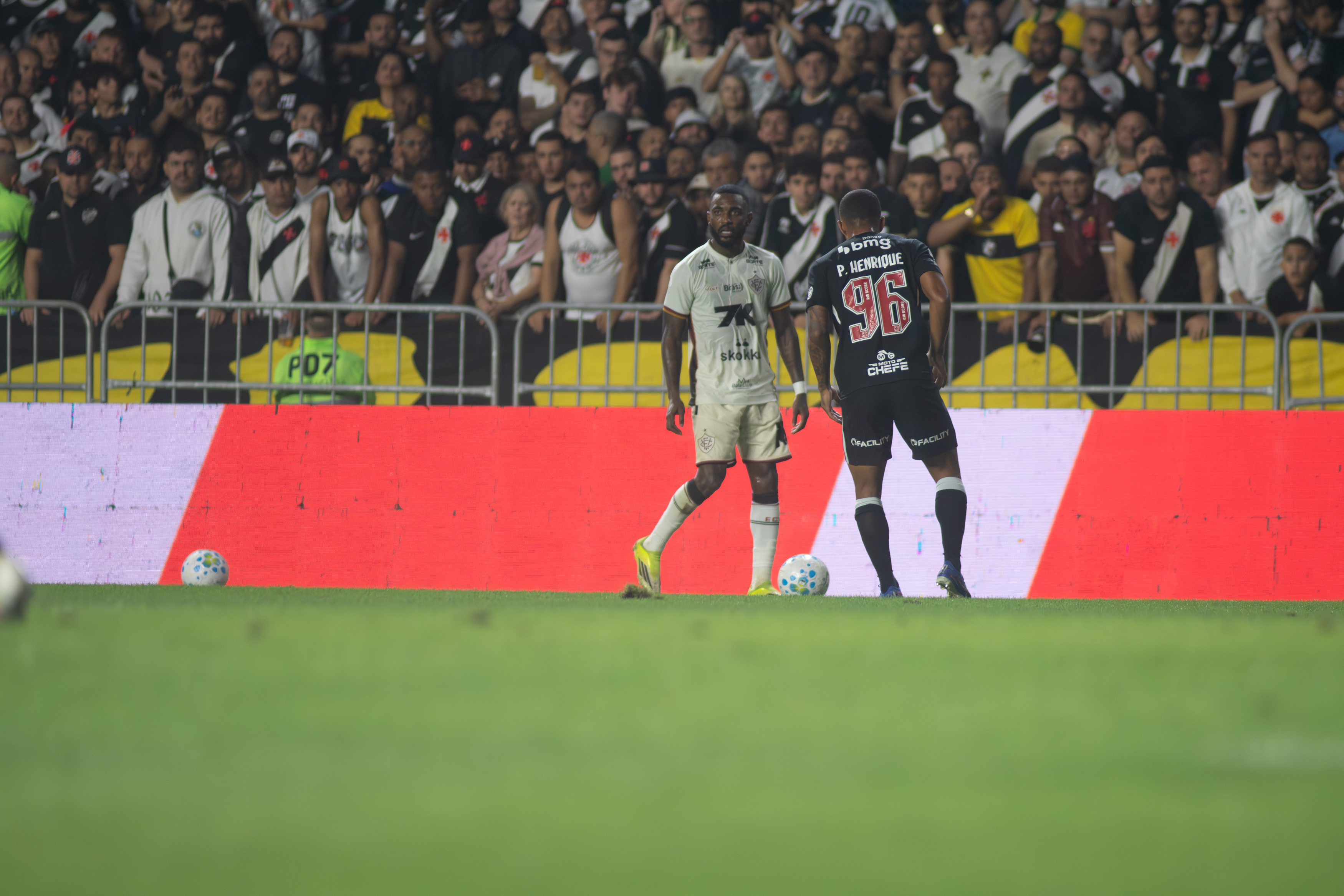 Vitória x Vasco pelo jogo de ida das quartas da Copa do Brasil - Foto: Victor Ferreira / ECV