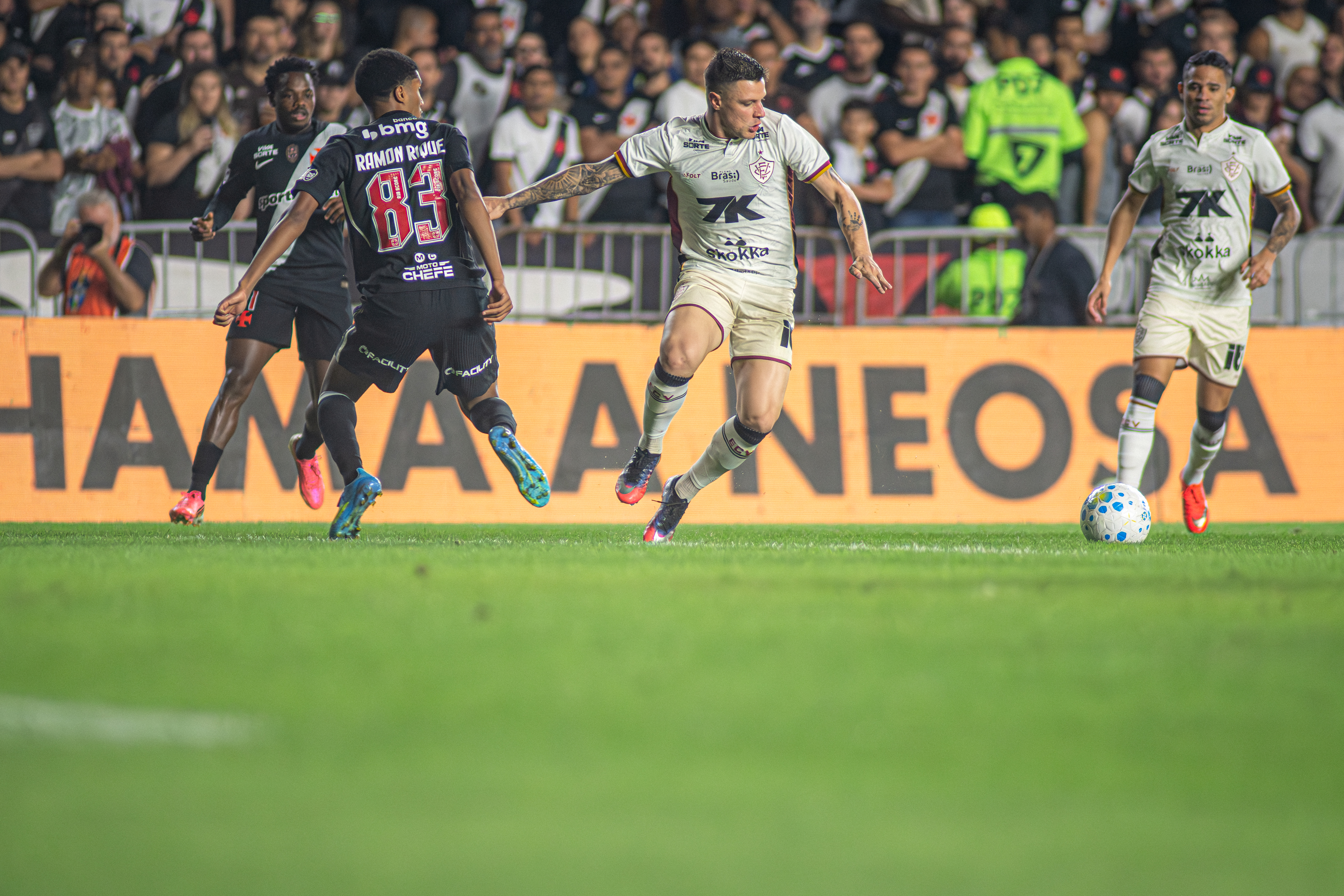 Vitória x Vasco pelo jogo de ida das quartas da Copa do Brasil - Foto: Victor Ferreira / ECV