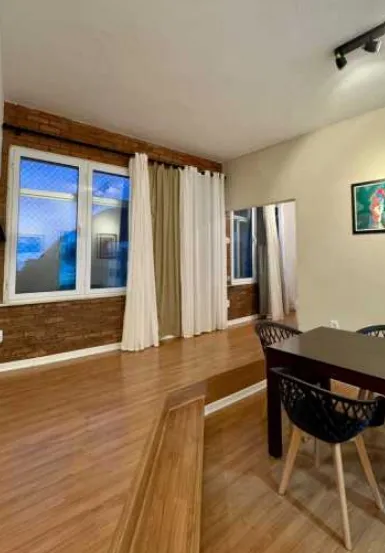 Apartamento de Paulo Betti vendido por quase R$ 500 mil