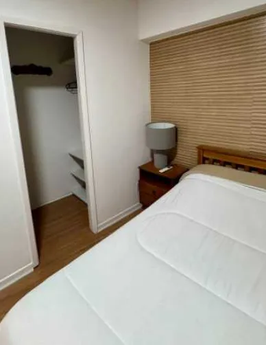 Apartamento de Paulo Betti vendido por quase R$ 500 mil