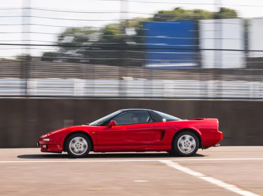 Carro de Ayrton Senna vai a leilão por quase R$ 6 milhões | Divulgação/Sotheby