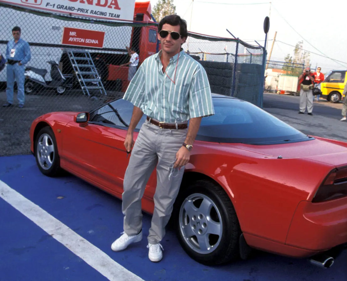 Carro de Ayrton Senna vai a leilão por quase R$ 6 milhões