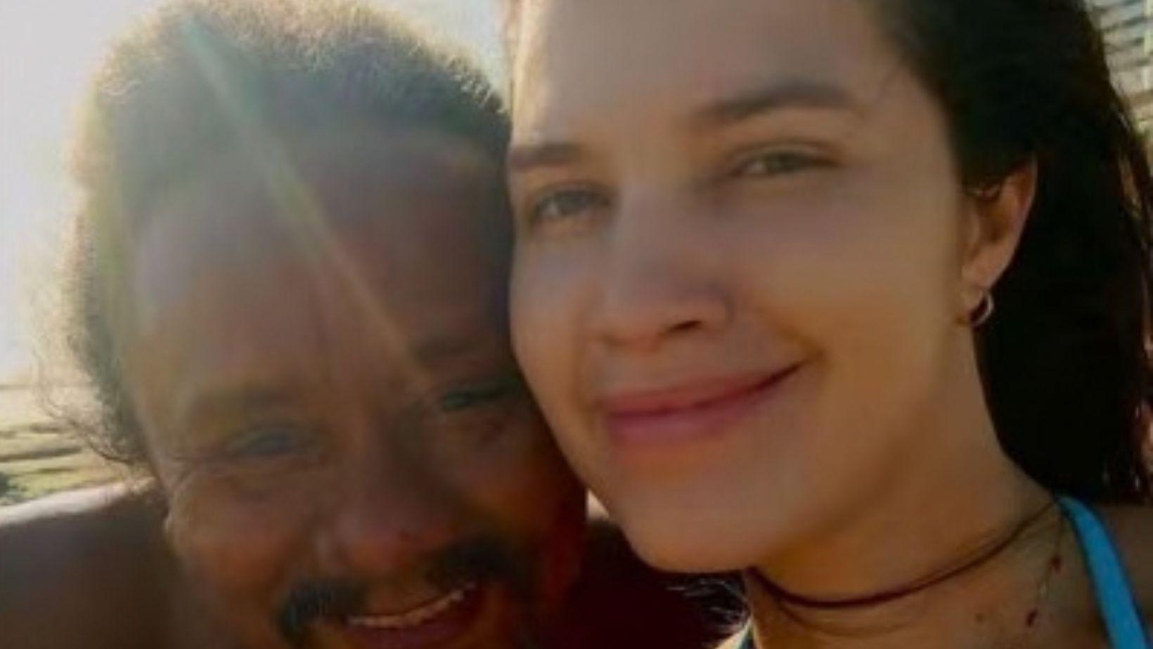 Chico César celebra aniversário da namorada 31 anos mais nova. Foto: Redes sociais