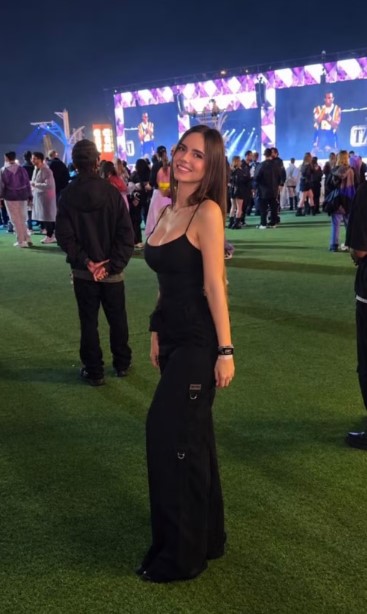 Romário curte Rock in Rio acompanhado da estudante Marcielle Mota