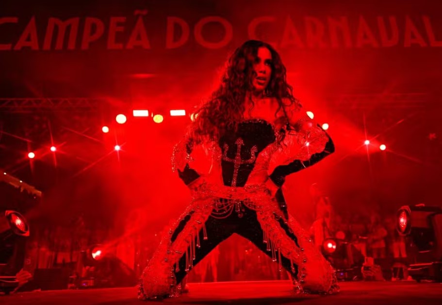 Coroação de Anitta na Grande Rio