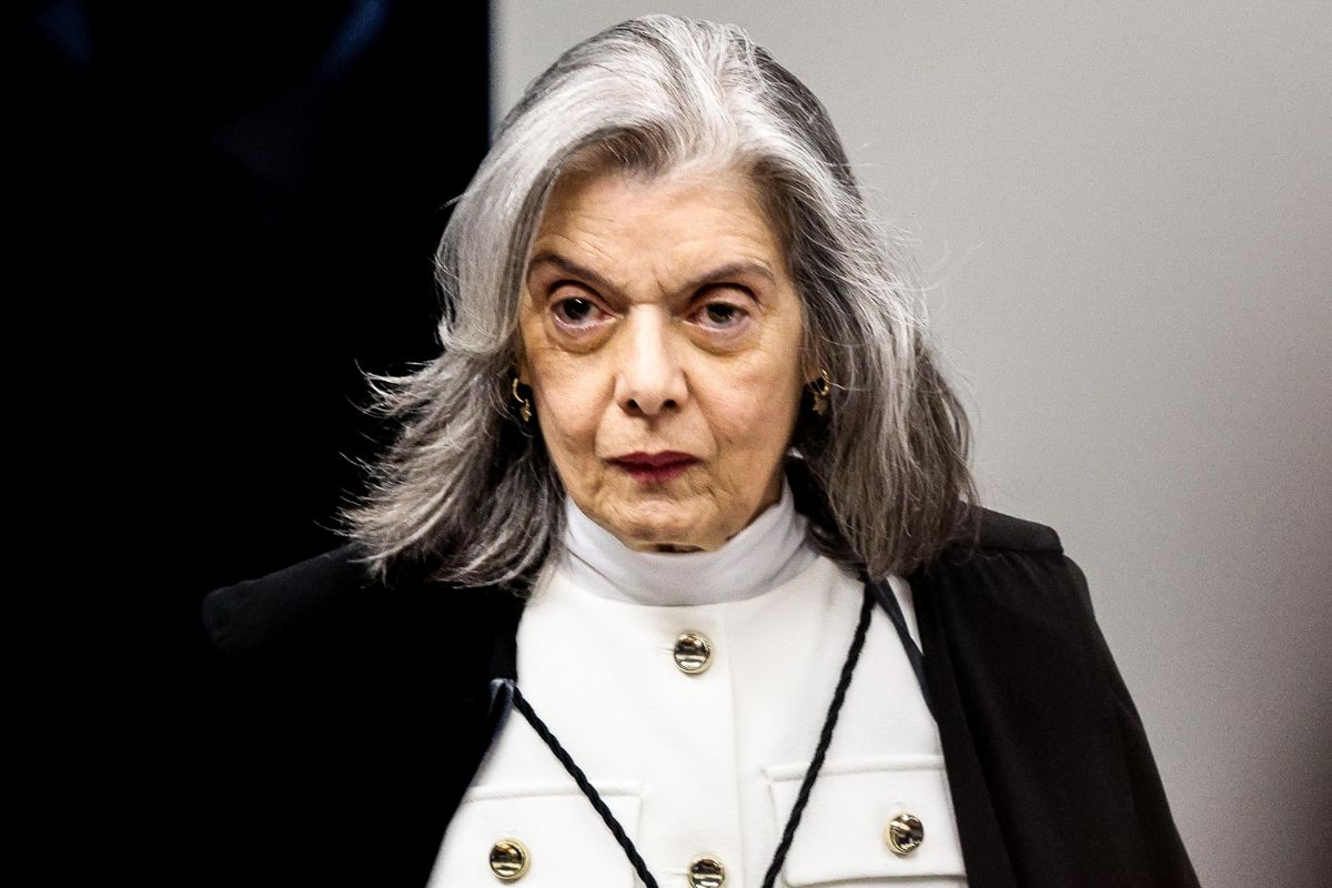 Cármen lúcia