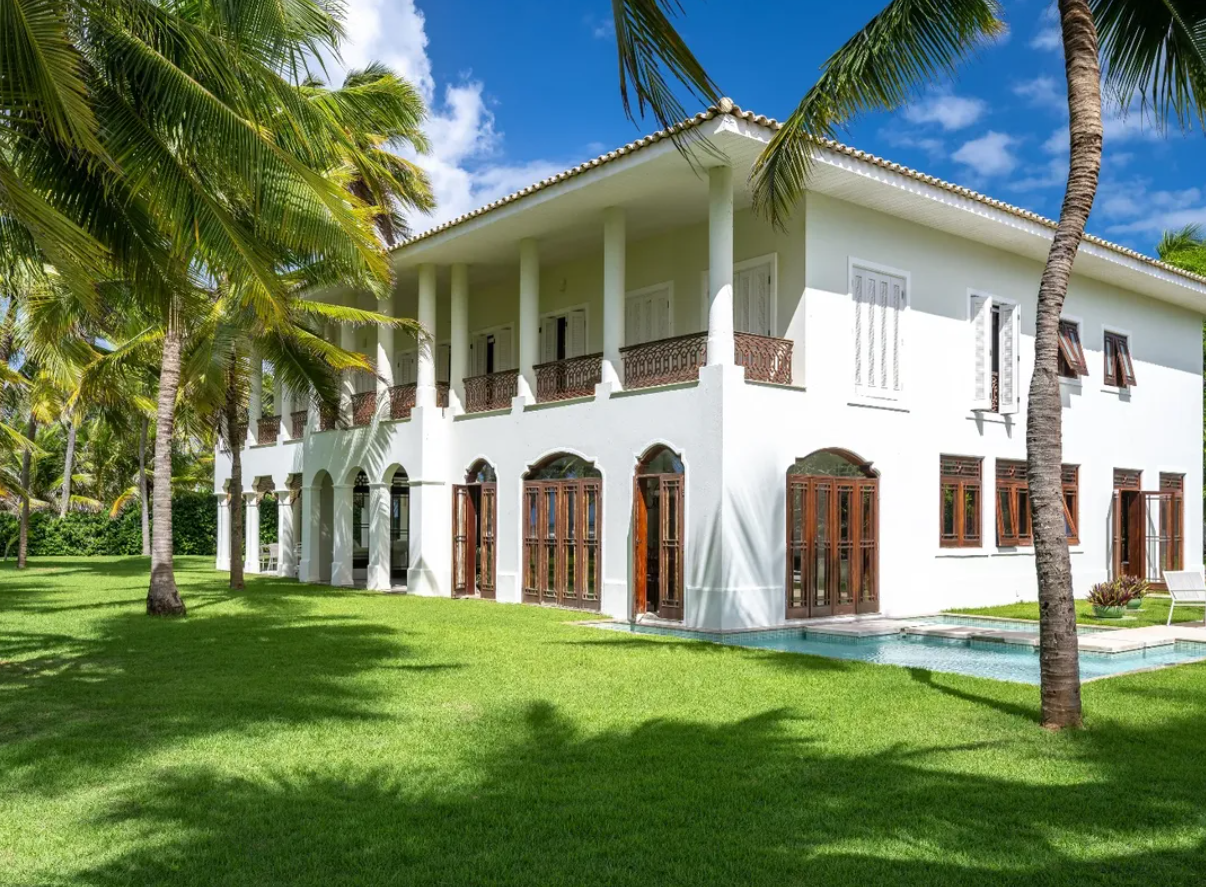 Mansão que pertenceu ao ex-banqueiro Ezequiel Nasser, projetada pelo arquiteto Sig Bergamin | Divulgação