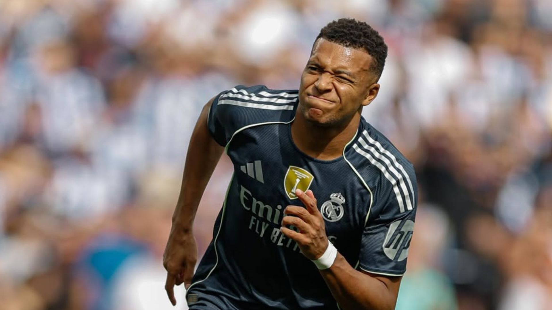 Alfinetada?! Melhor Jogador do Mundo rebate Mbappé pela Bola de Ouro: “Nunca fui escolhido, apenas trabalhei muito”