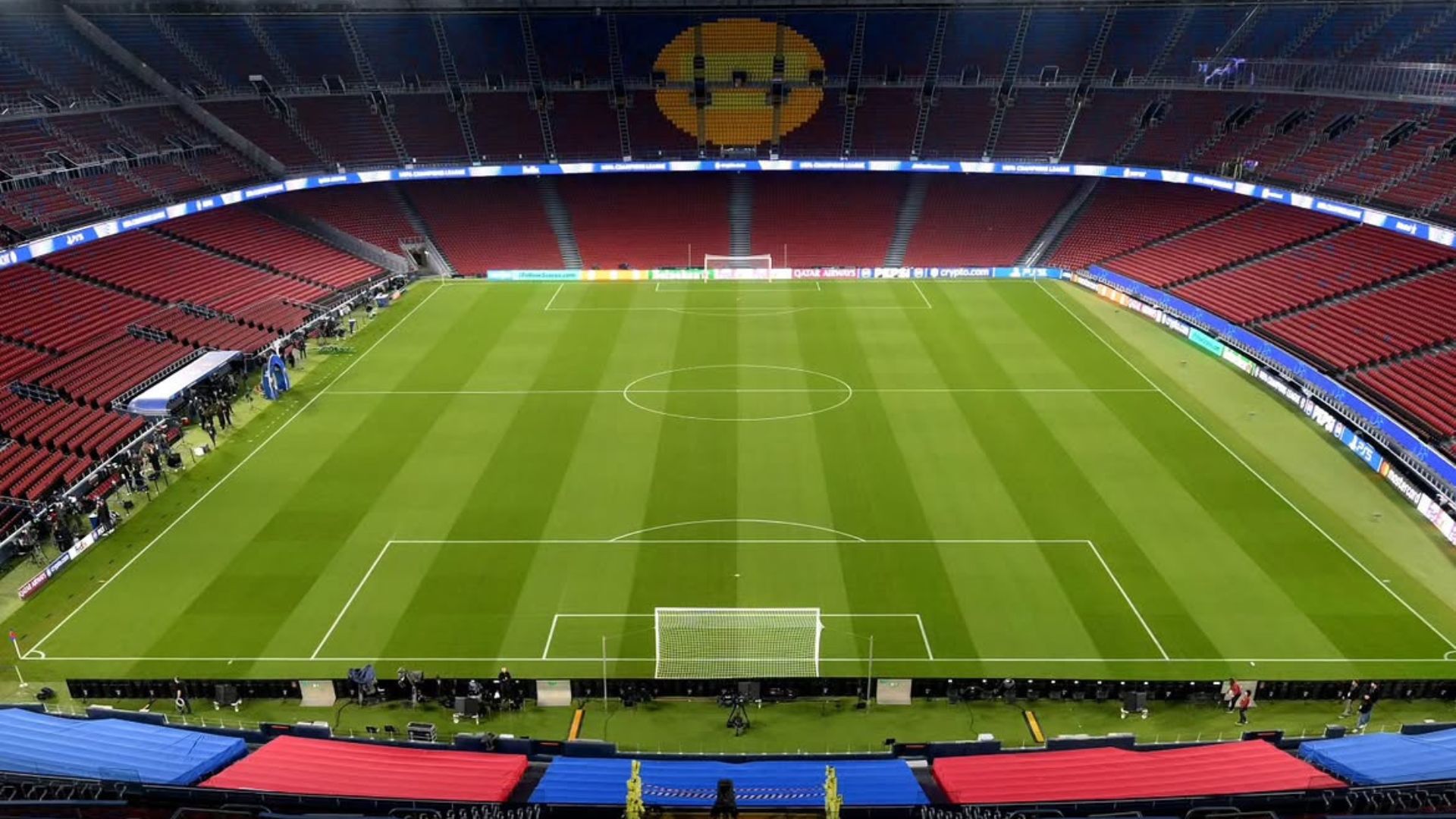 Reprodução/Instagram @uefa e @championsleague