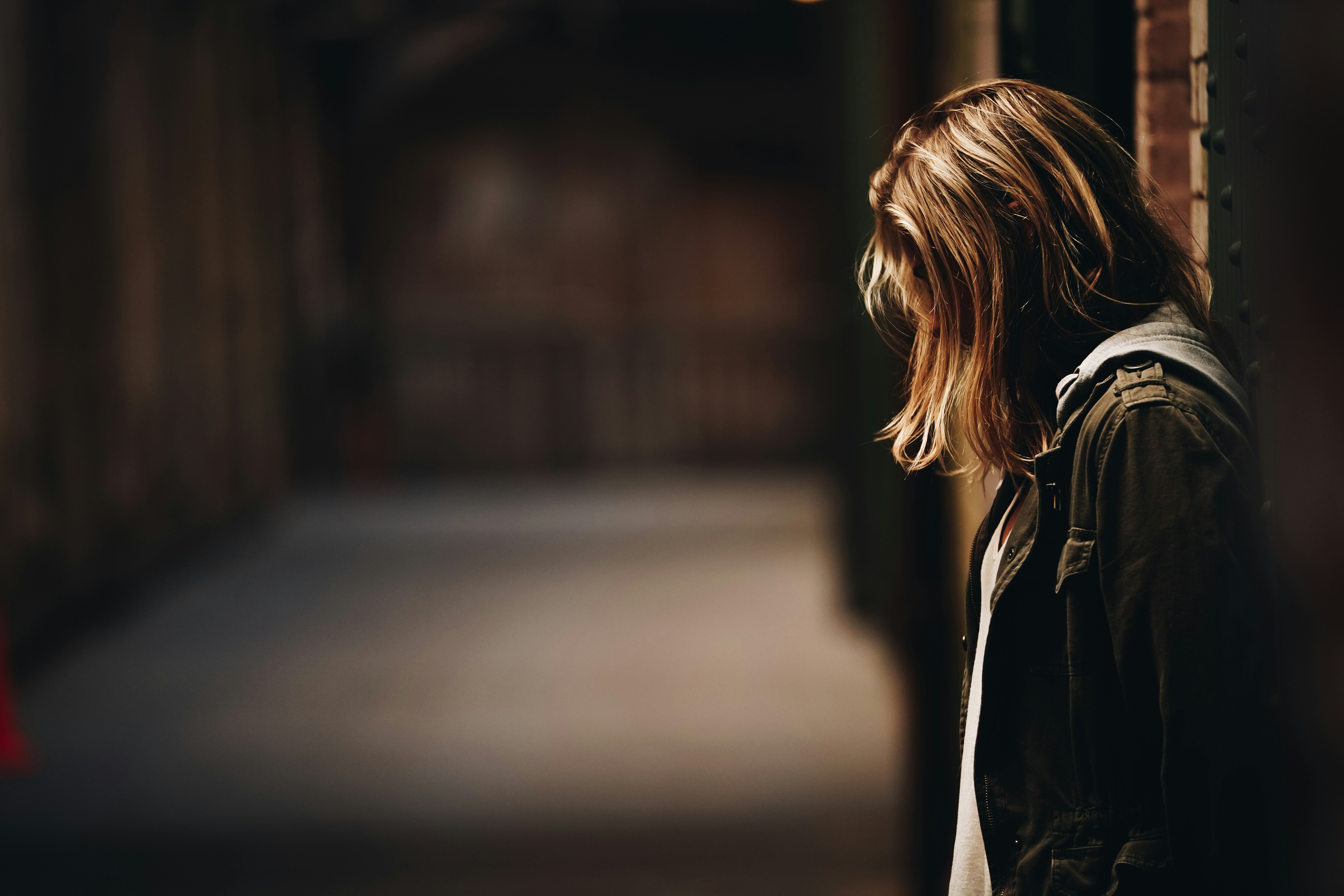 Depressão pós-parto: psiquiatra explica sinais que podem aparecer ainda na gravidez | Unsplash