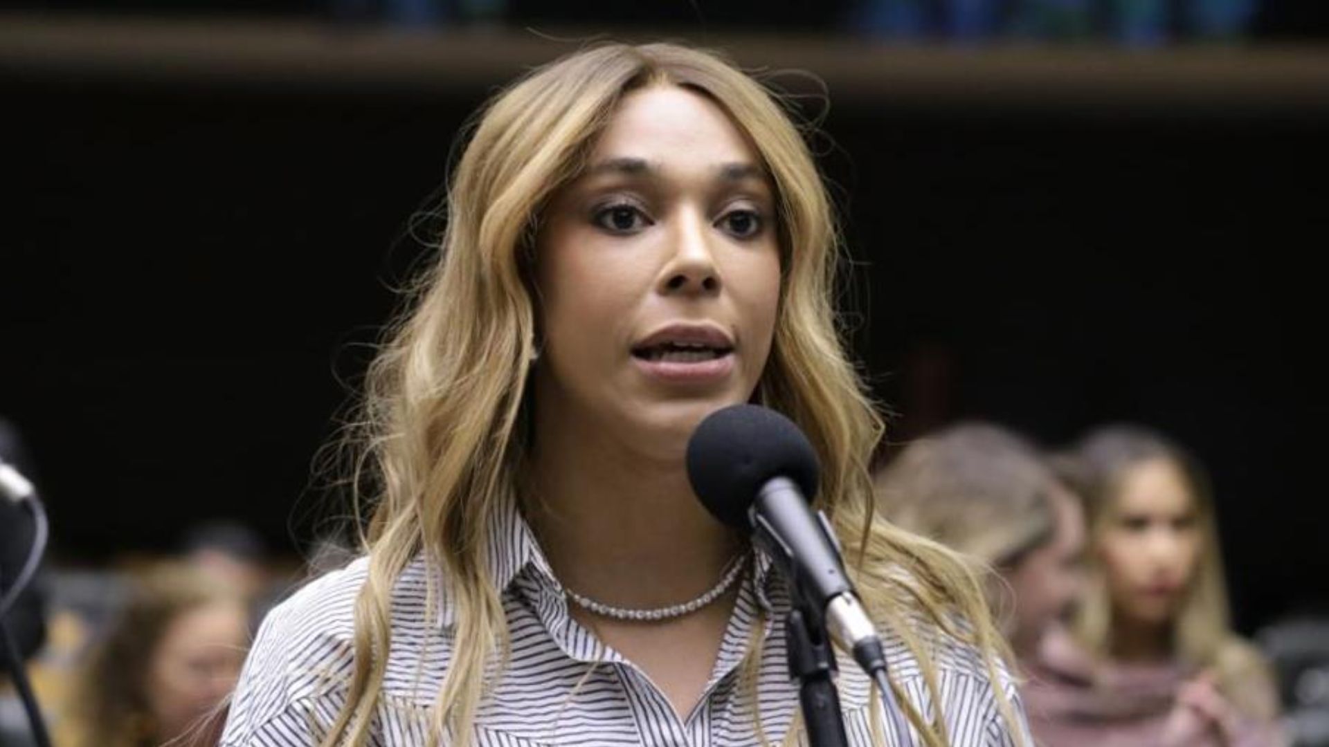 Erika Hilton garantiu na Justiça o direito de resposta após declarações feitas por Ratinho em seu programa no SBT — Foto: Kayo Magalhães/Câmara dos Deputados