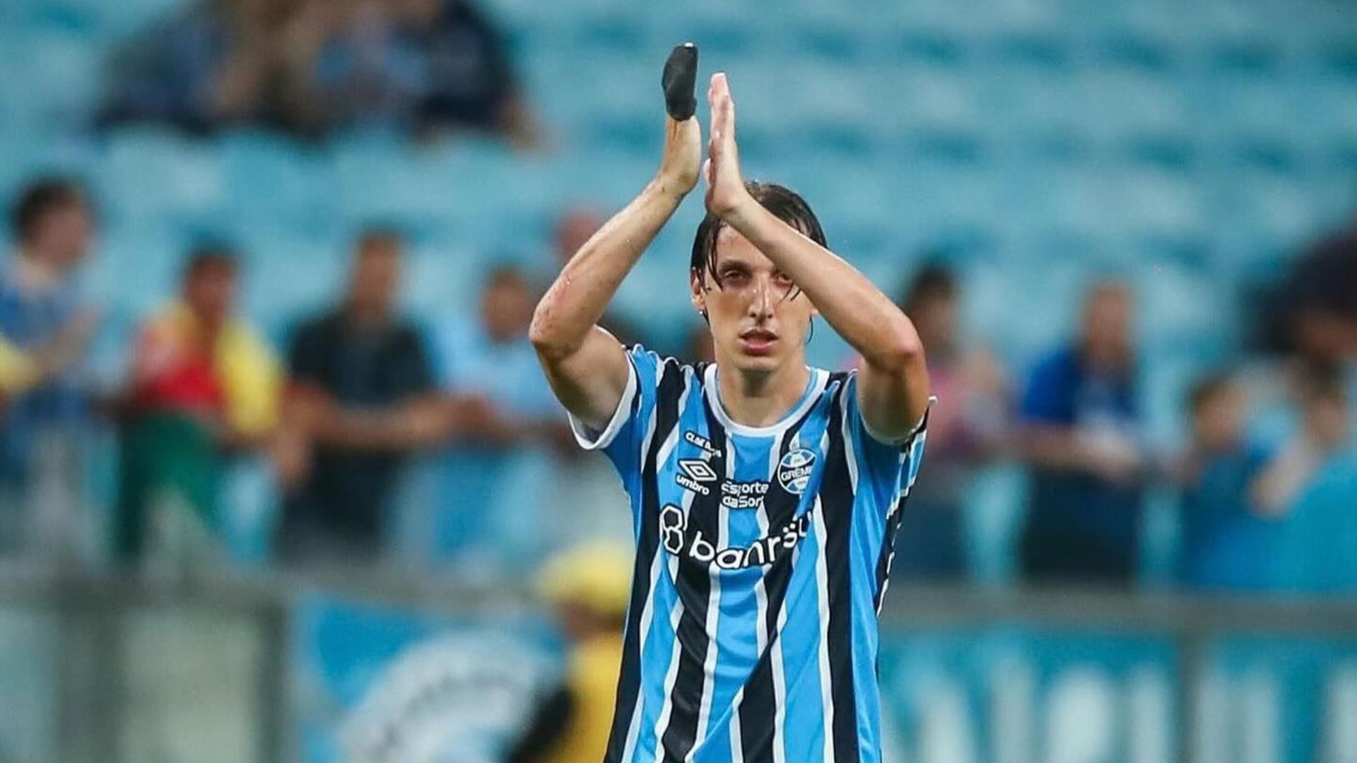 Pedro Geromel quando ainda atuava no futebol brasileiro - Foto: Reprodução / Redes Sociais / Instagram / @geromeloficial