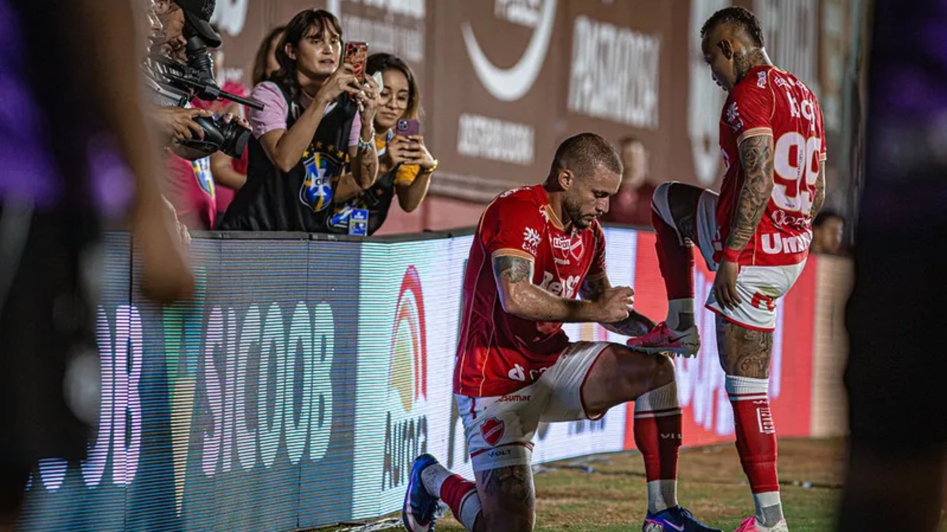Guto Ferreira como treinador do Vila Nova - Foto: Roberto Corrêa / Vila Nova F.C.