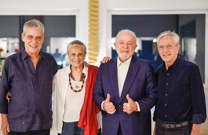 Chico Buarque, Maria Bethânia, Lula e Caetano Veloso