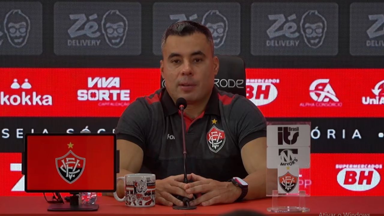 Jair Ventura comenta relação com imprensa após atrito com repórter: "não vou responder tudo"