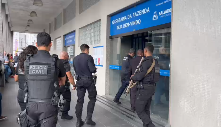 Operação Valor Venal investiga fraude no IPTU em Salvador - Fotos: Pedro Moraes e Bruno Ricardo / Ascom-PCBA