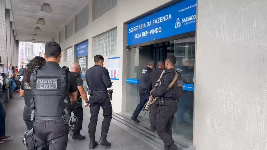 Operação Valor Venal investiga fraude no IPTU em Salvador - Fotos: Pedro Moraes e Bruno Ricardo / Ascom-PCBA