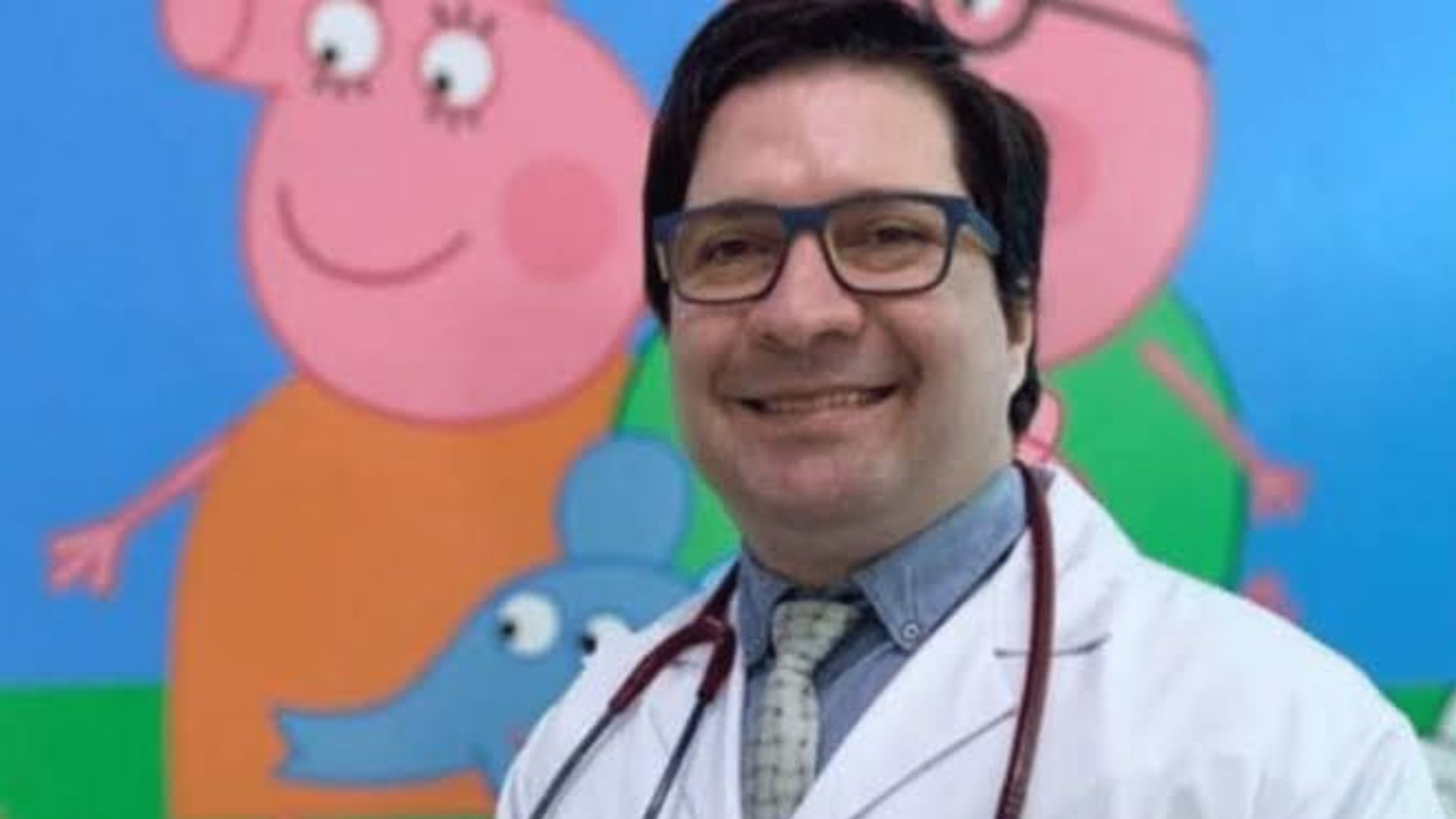 pediatra Júlio César de Queiroz Teixeira