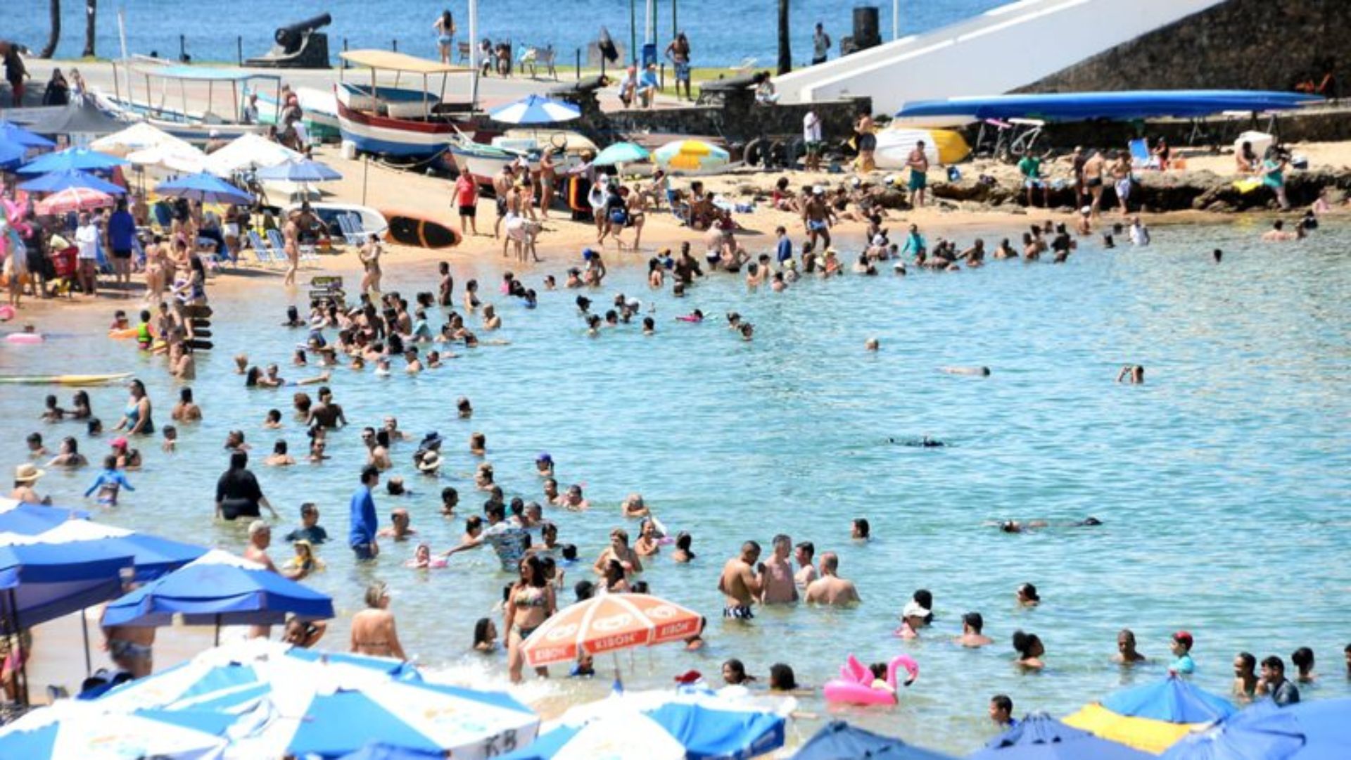 Se deu sol, é mar! Confira as praias próprias para banho neste fim de semana na Bahia