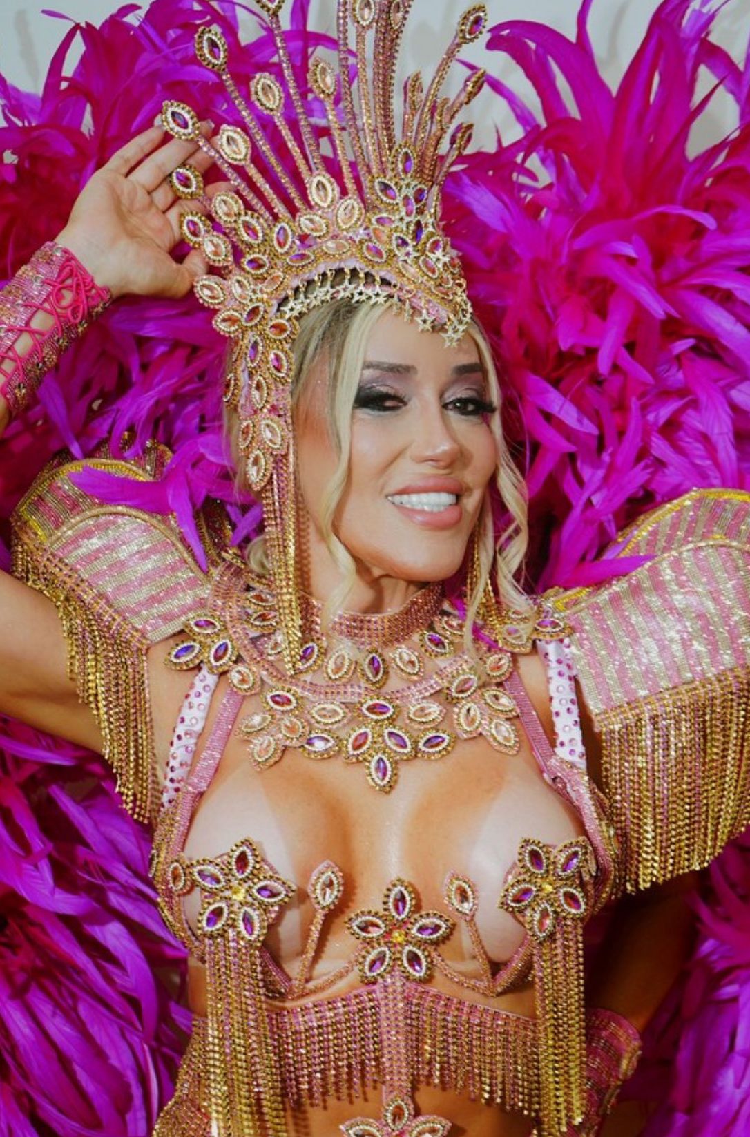Mulher Abacaxi também usa a própria trajetória para incentivar outras mulheres trans a projetarem um futuro além das estatísticas — Foto: Redes Sociais