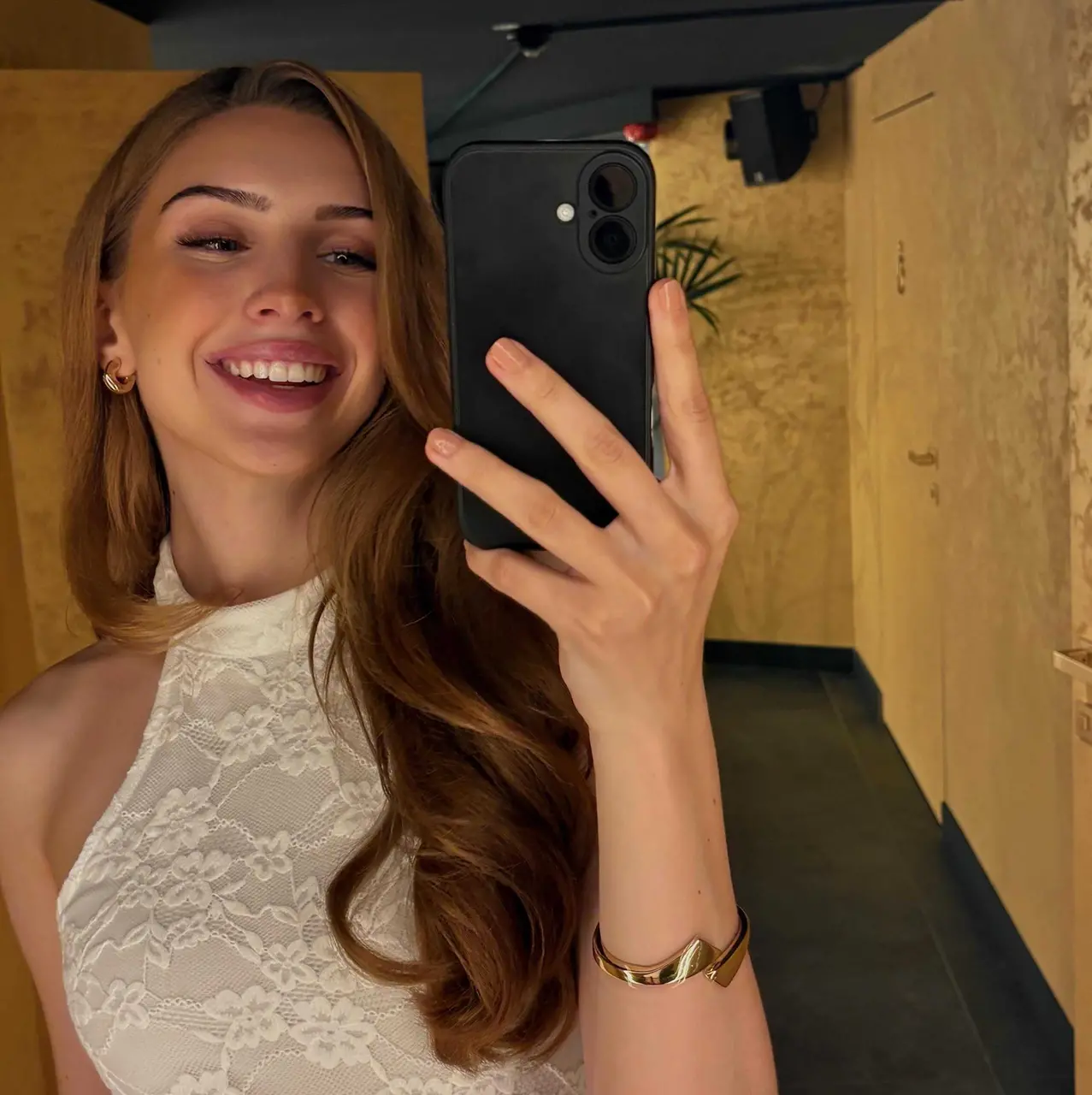 Modelo Lucia Sisic, miss Áustria, morre aos 22 anos