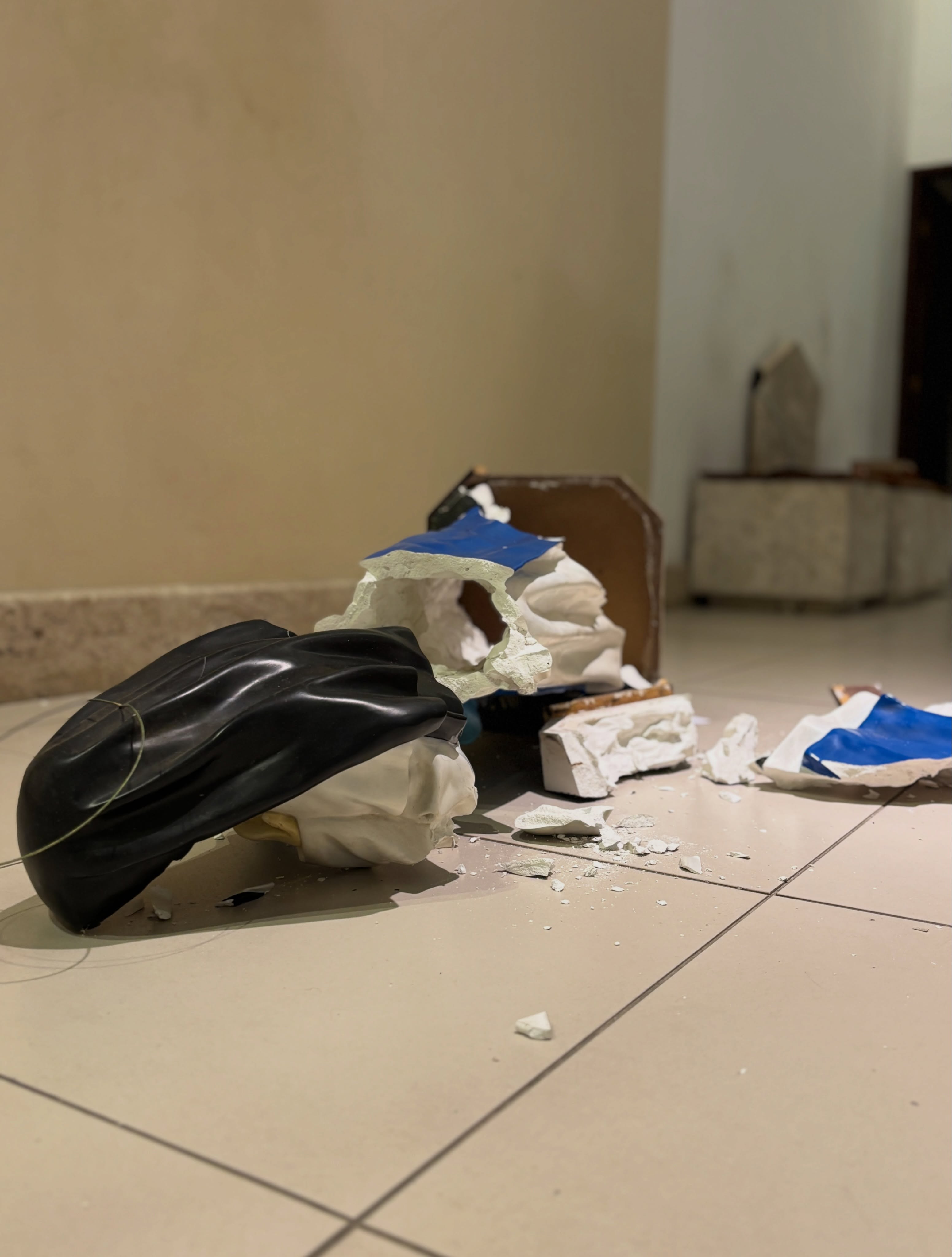 Imagem de Santa Dulce dos Pobres é destruída por vândalos dentro em igreja de Salvador | Reprodução/Redes sociais