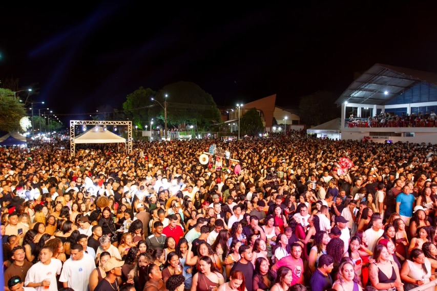 Prefeitura de Barras, no Piauí, descumpre ordem judicial em evento de 185 anos da cidade