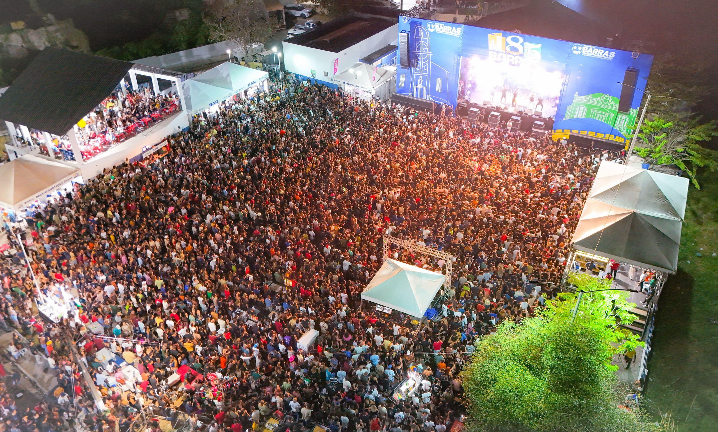 Prefeitura de Barras, no Piauí, descumpre ordem judicial em evento de 185 anos da cidade