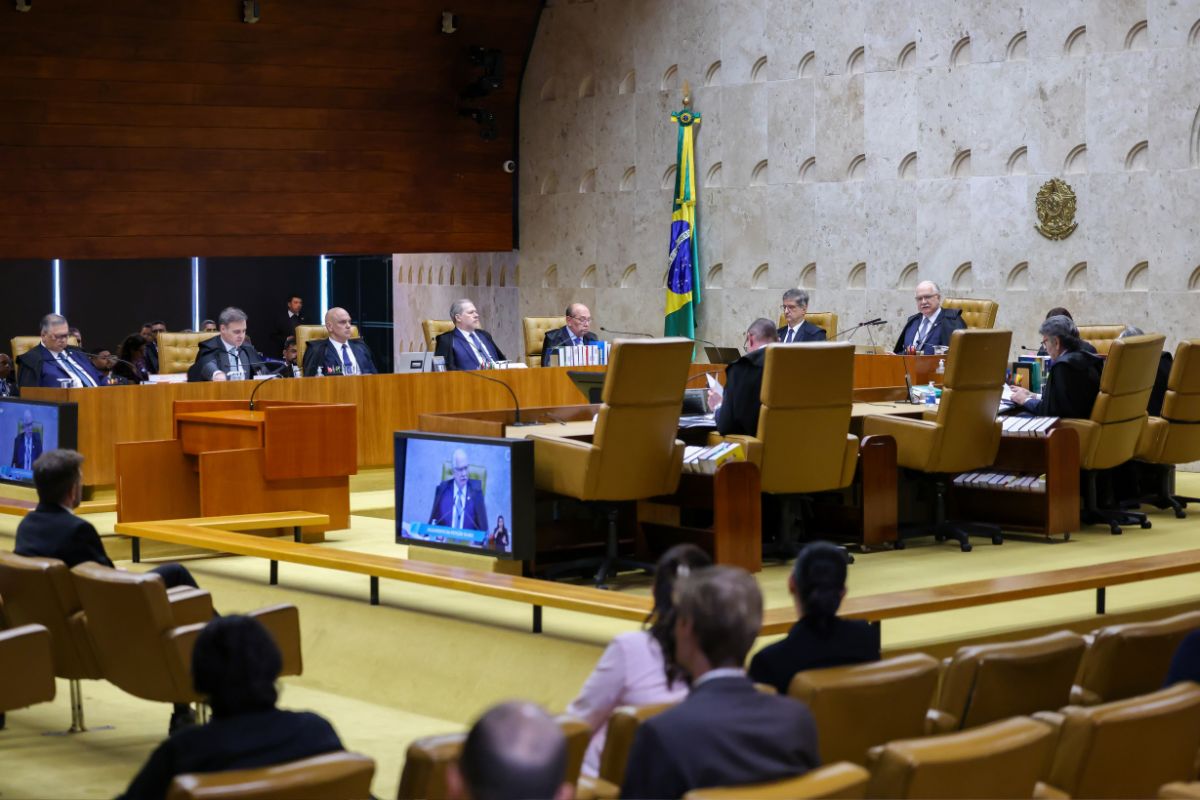 4x4? Julgamento no STF termina com votos de Cármen Lúcia e Luiz Fux; Flavio Dino pede vista - Foto