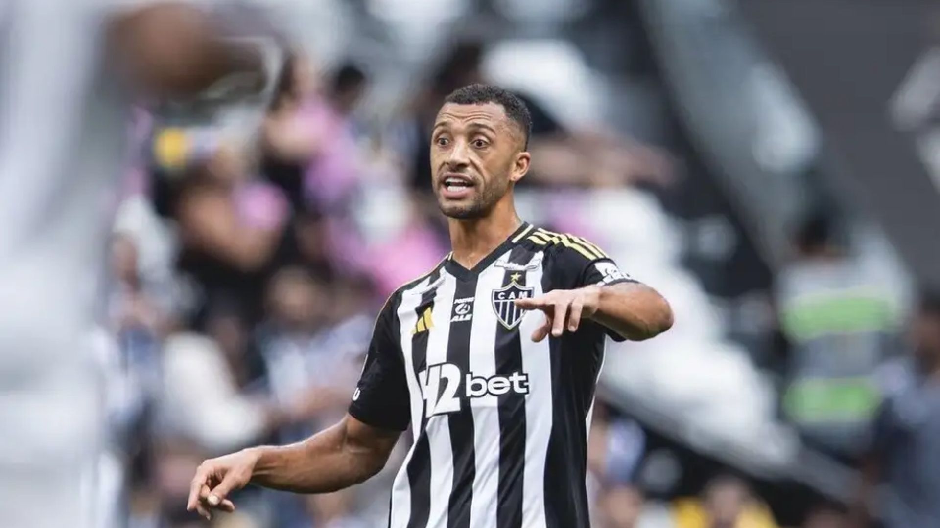 Vitor Hugo com as cores do Atlético-MG - Foto: Pedro Souza / Atlético-MG