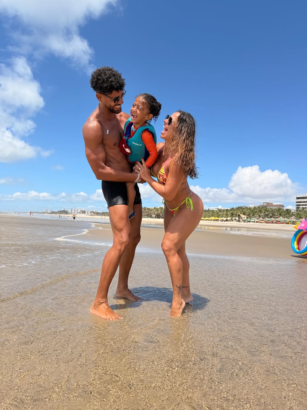 Viviane Araújo e familia | Reprodução / Redes Sociais 