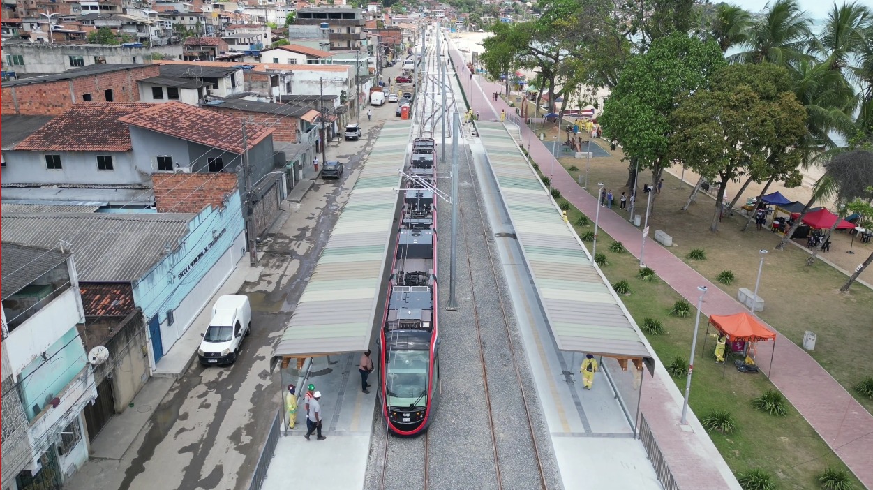 VLT amplia operação com embarque gratuito até Praia Grande entre quarta-feira (30) e domingo (4)