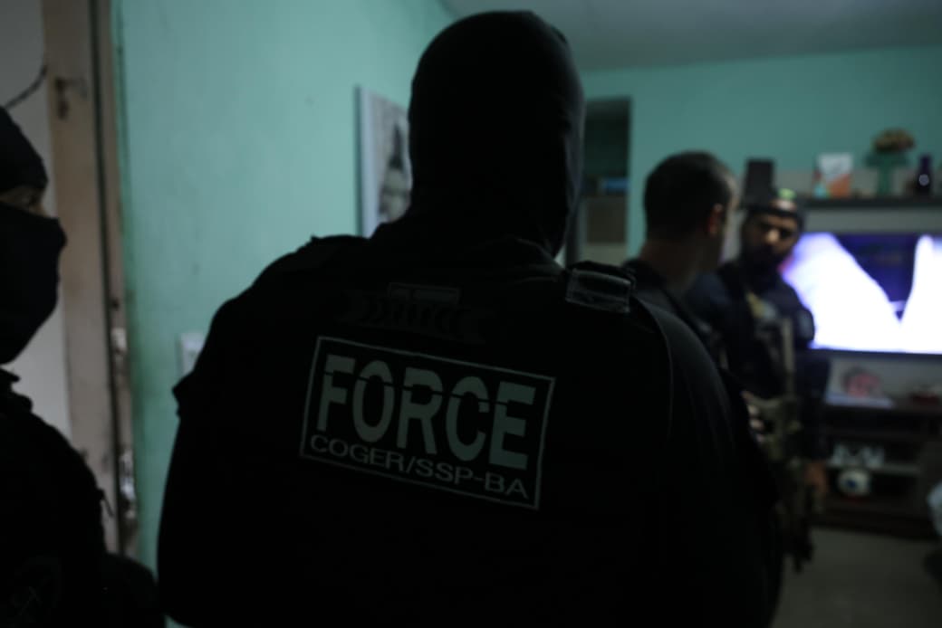 PF e SSP deflagram operação contra ex-policial envolvido em fraudes para registros de CACs