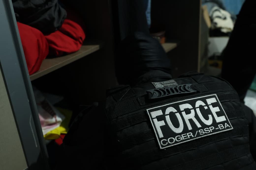 PF e SSP deflagram operação contra ex-policial envolvido em fraudes para registros de CACs