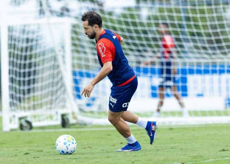 Everton Ribeiro