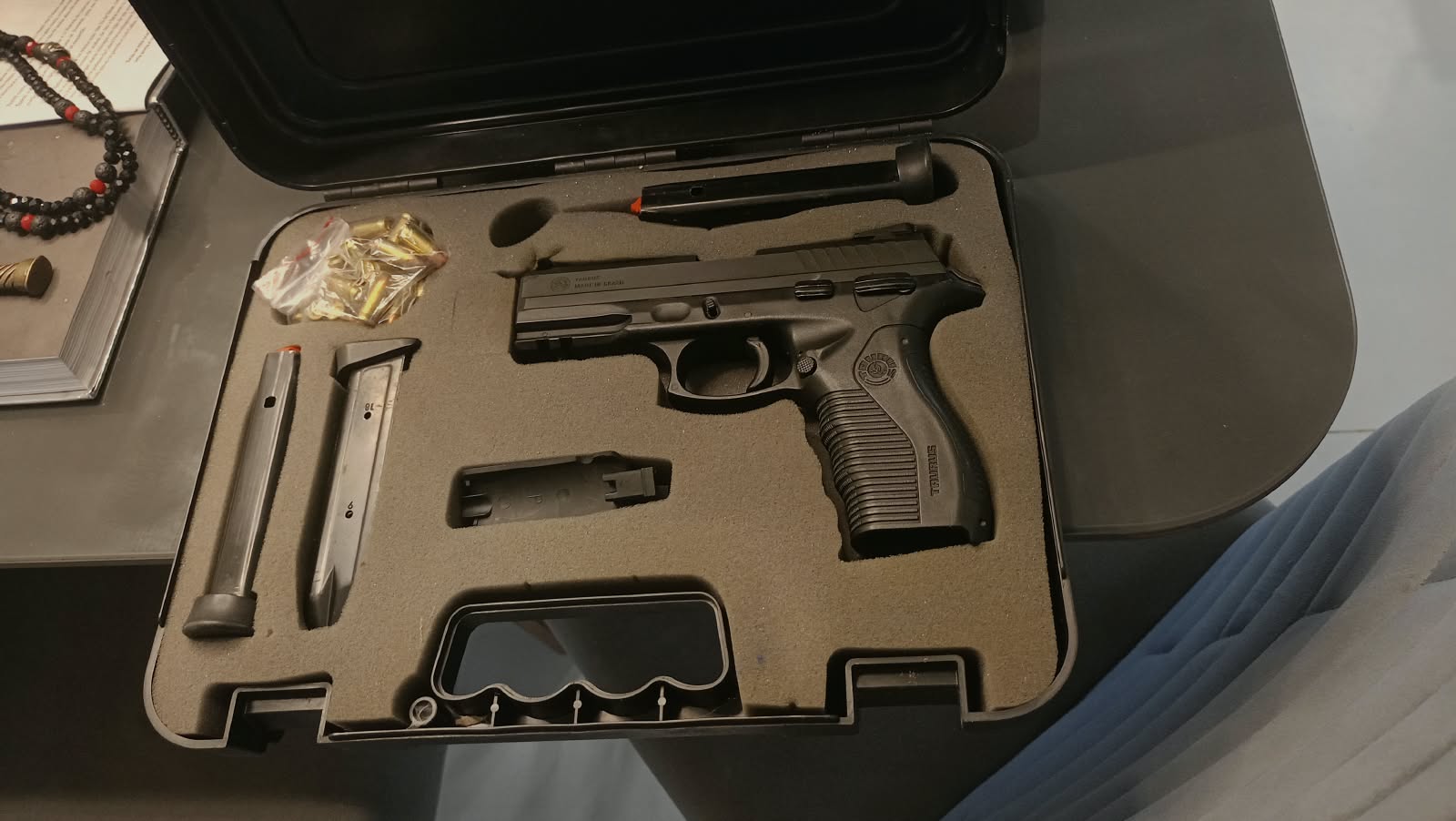 Líder de grupo criminoso que fazia 'delivery' de drogas é preso com companheira em Feira de Santana - Foto