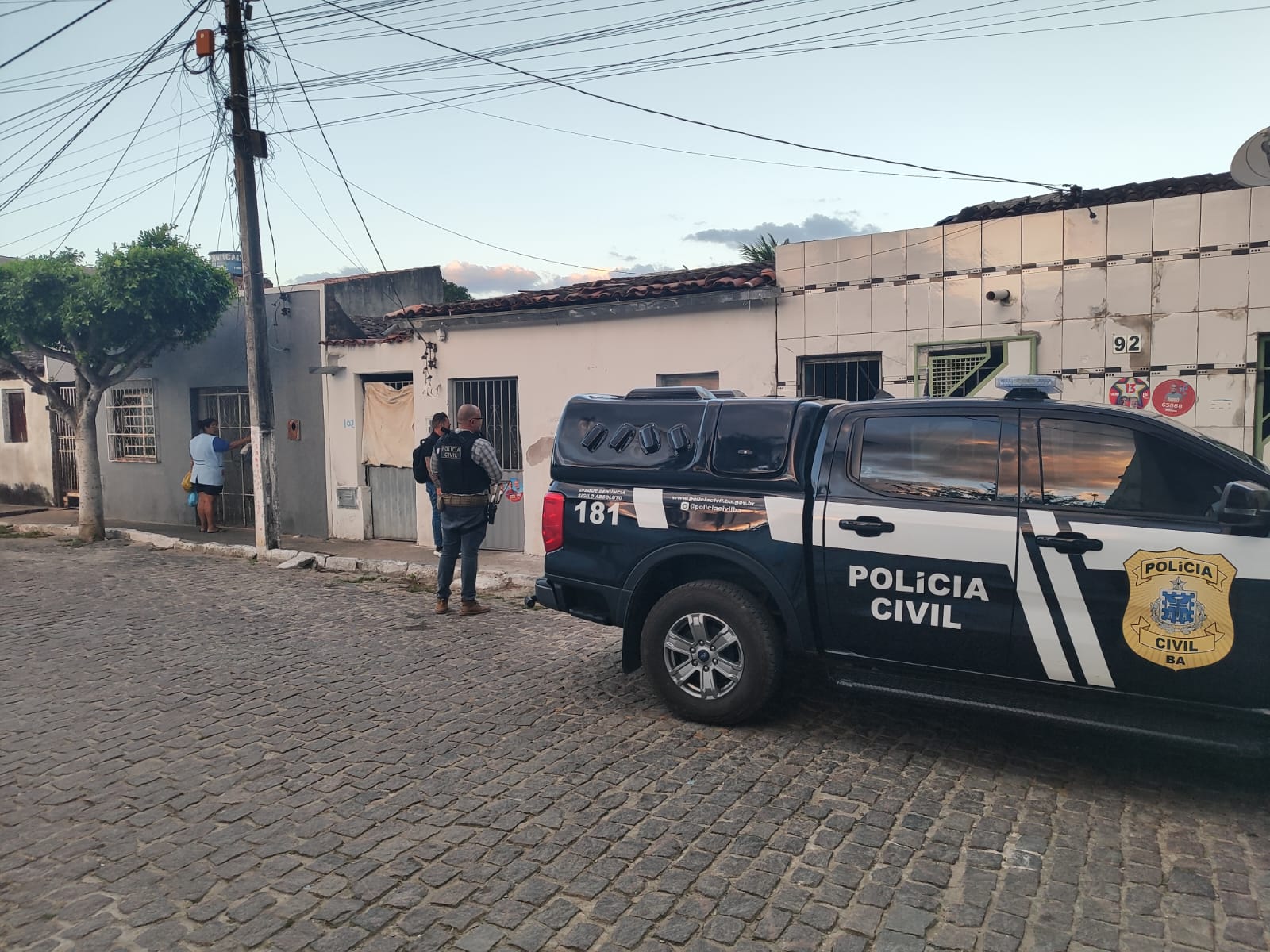 Operação desarticula grupo suspeito de tráfico, lavagem de dinheiro e homicídios na Bahia e em Minas Gerais