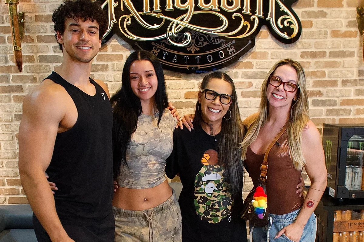 Camilly Victoria e família