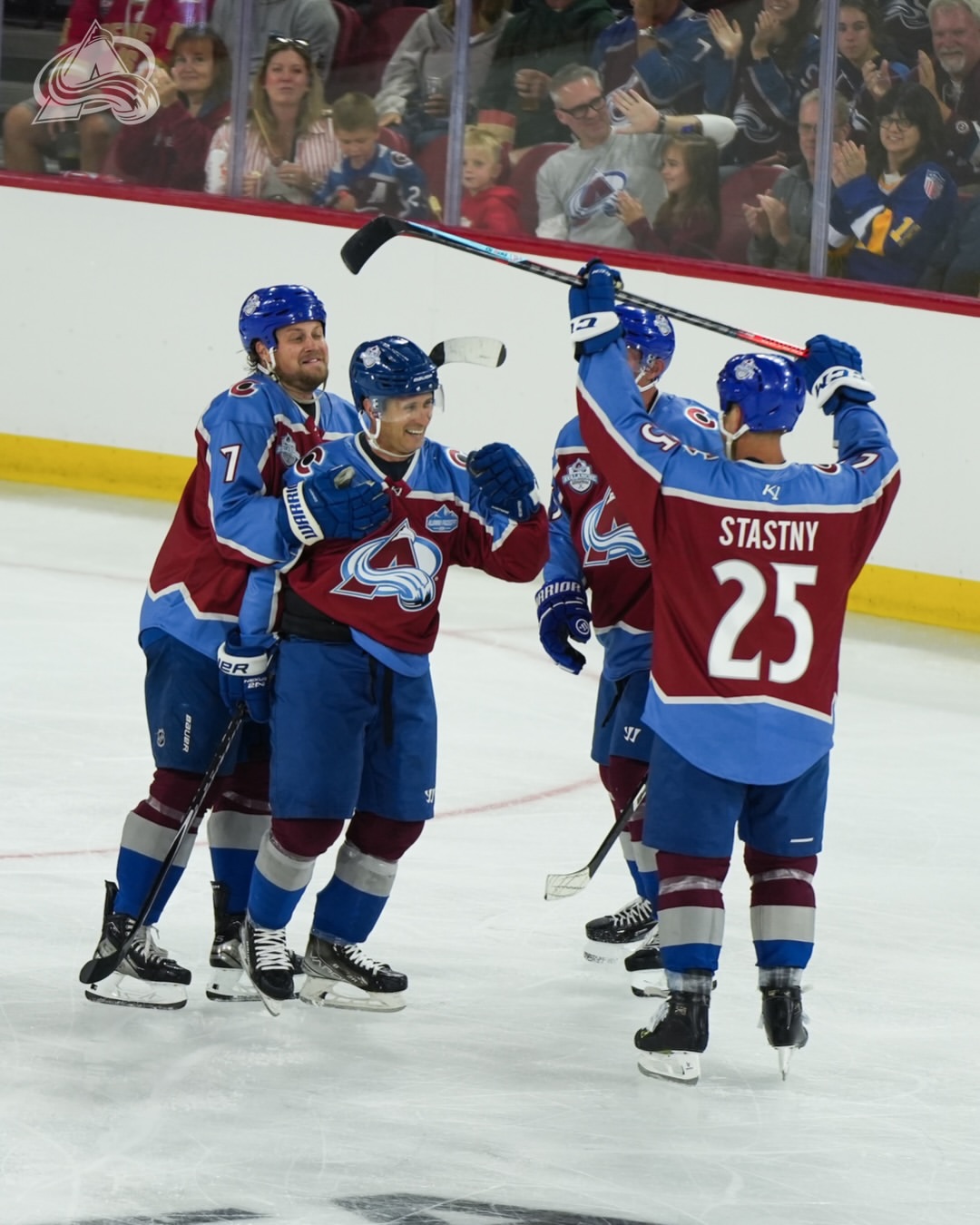Reprodução/Instagram @coloradoavalanche