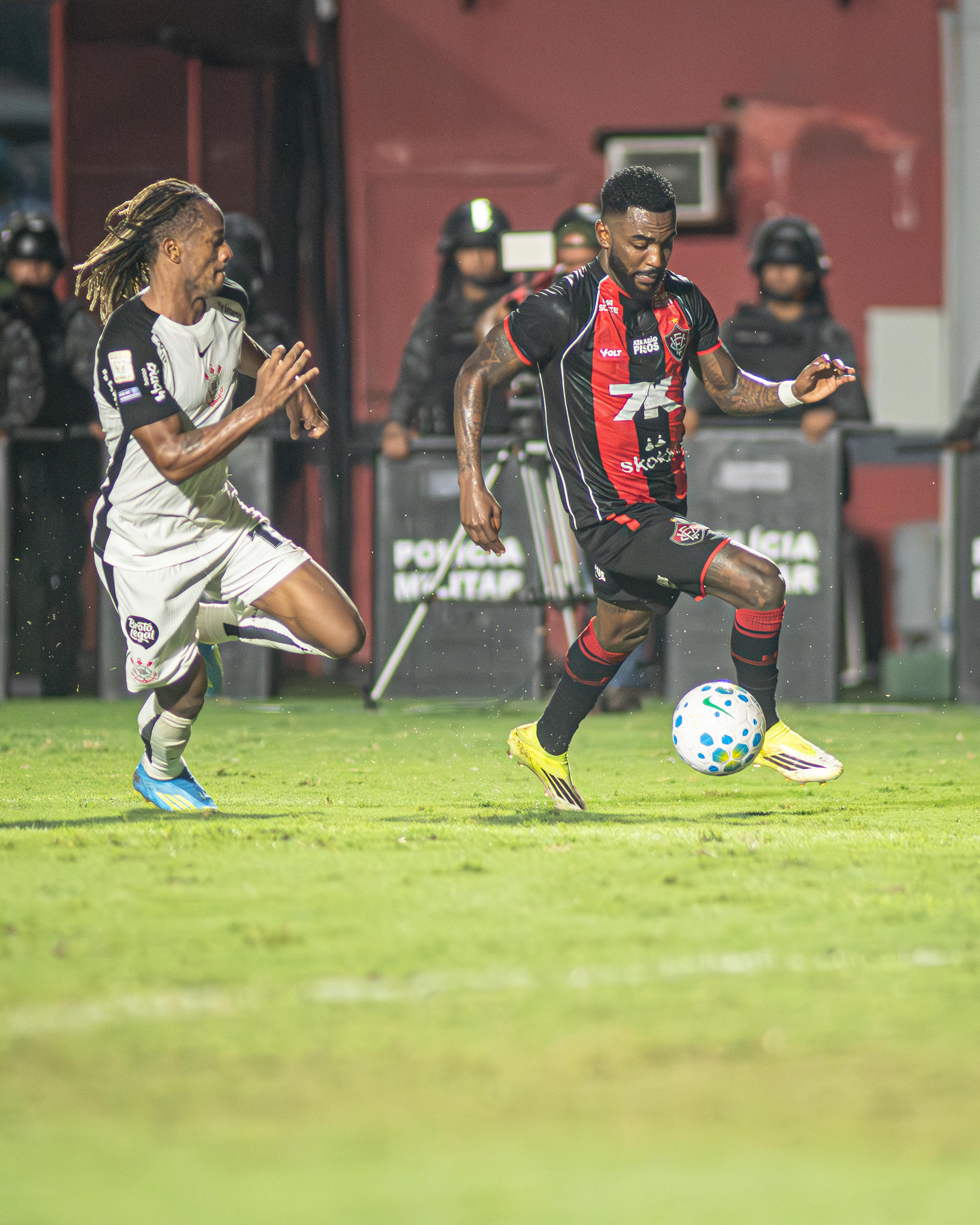 Vitória x Corinthians pelo 1º turno da Série A de 2026 - Foto: Victor Ferreira / ECV