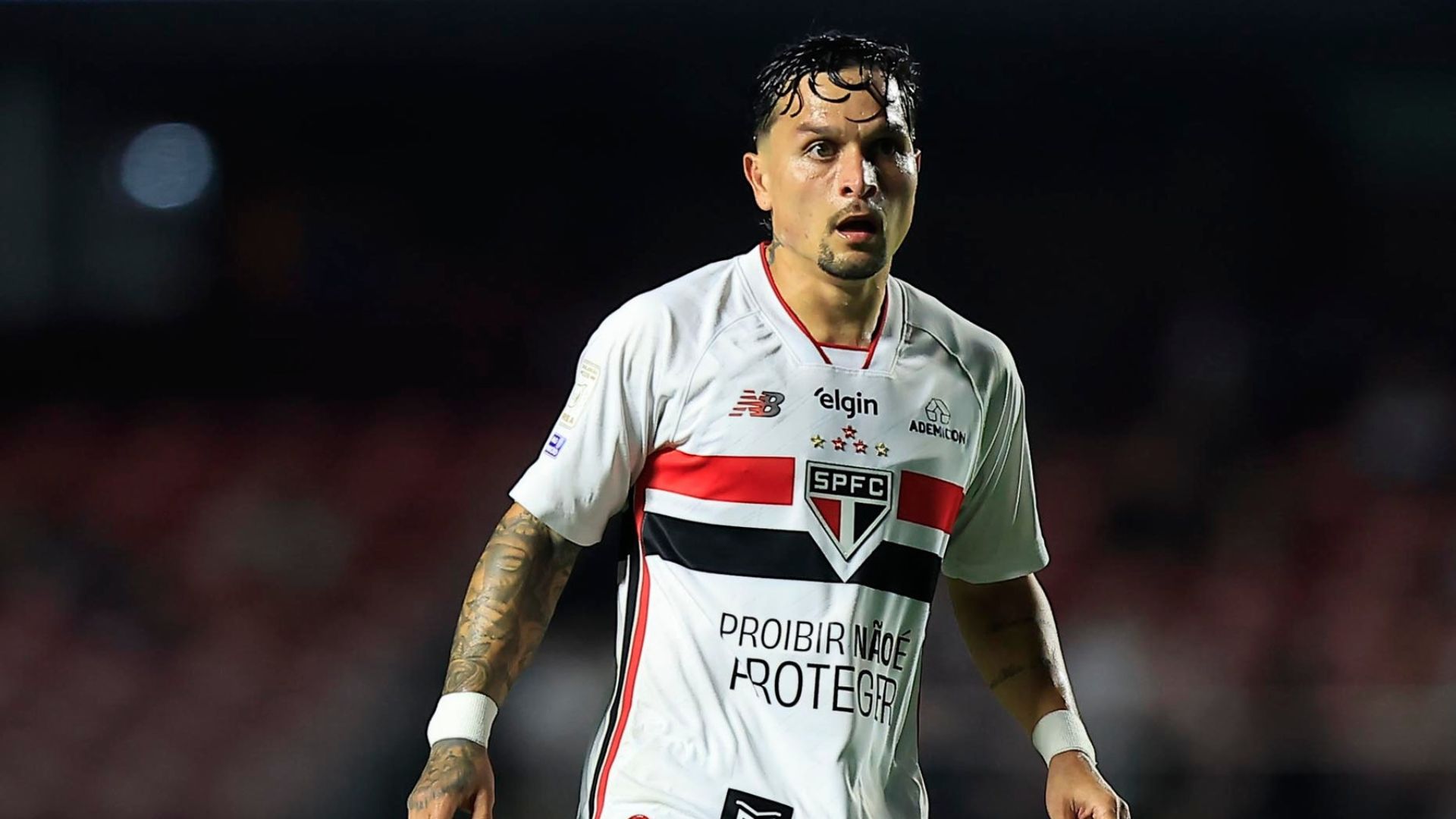 Artur contra o Vasco no último sábado (17) - Foto: Rubens Chiri / São Paulo FC