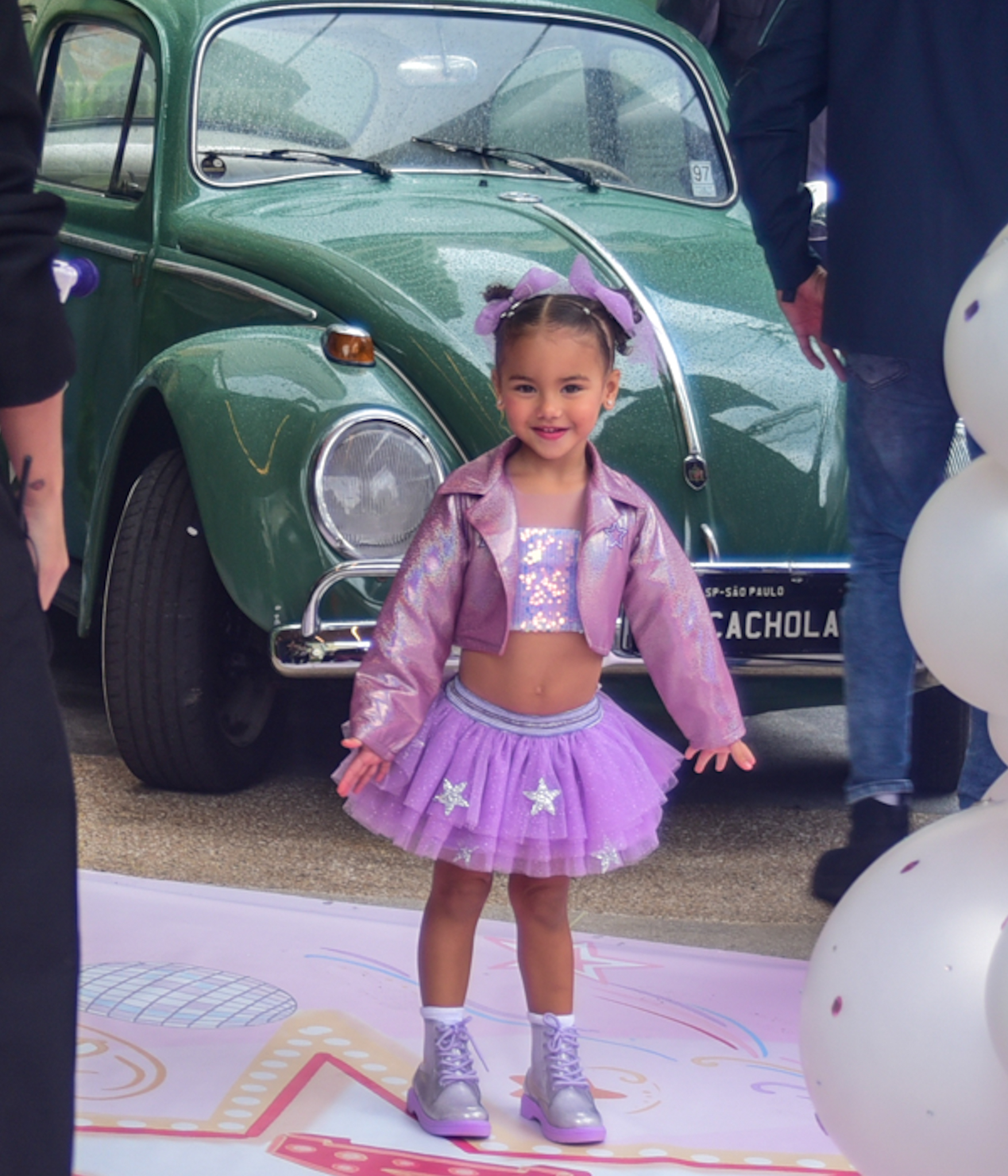 Mavie ganhou uma grande festa em seu aniversário de 3 anos; familiares, amigos e famosos compareceram à comemoração - Imagens: Edu Araujo/Agnews
