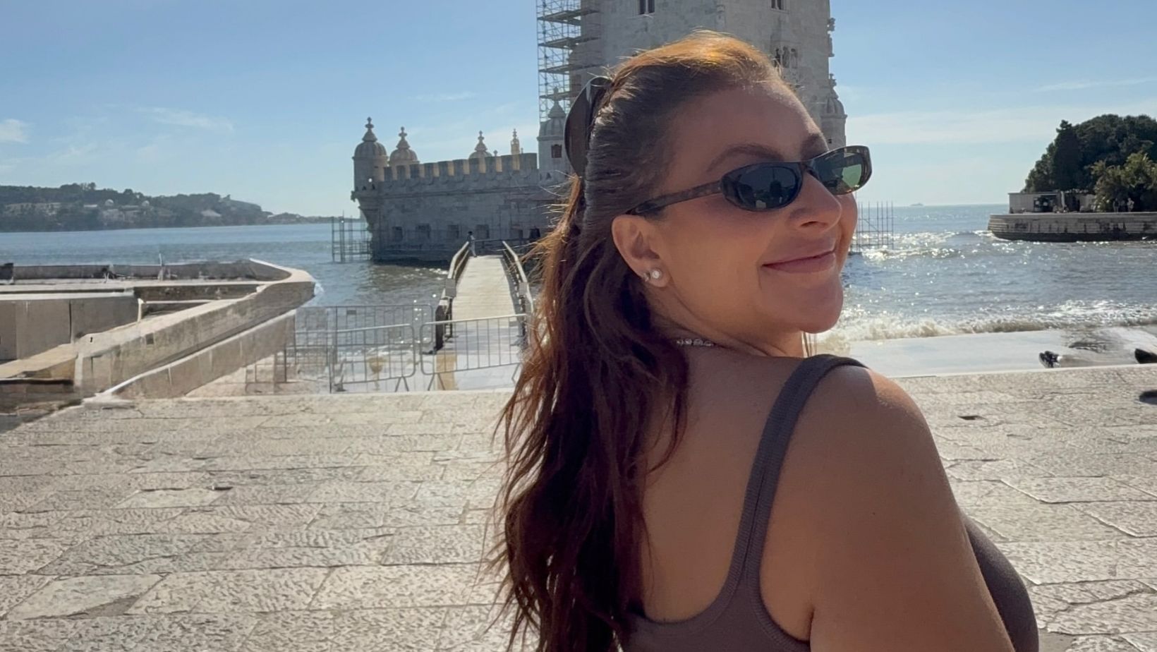 Ju Moraes surge em cliques íntimos com global e fãs reagem: "finalmente". Foto: Redes sociais