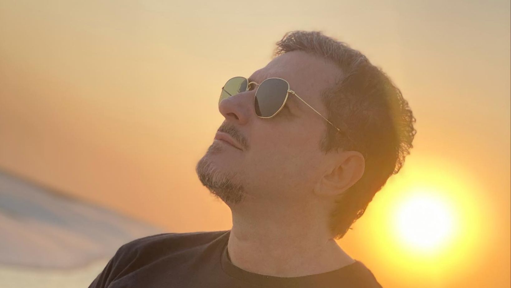 Ator de novela da Globo transforma cobertura de luxo em homenagem ao irmão falecido. Foto: Redes sociais