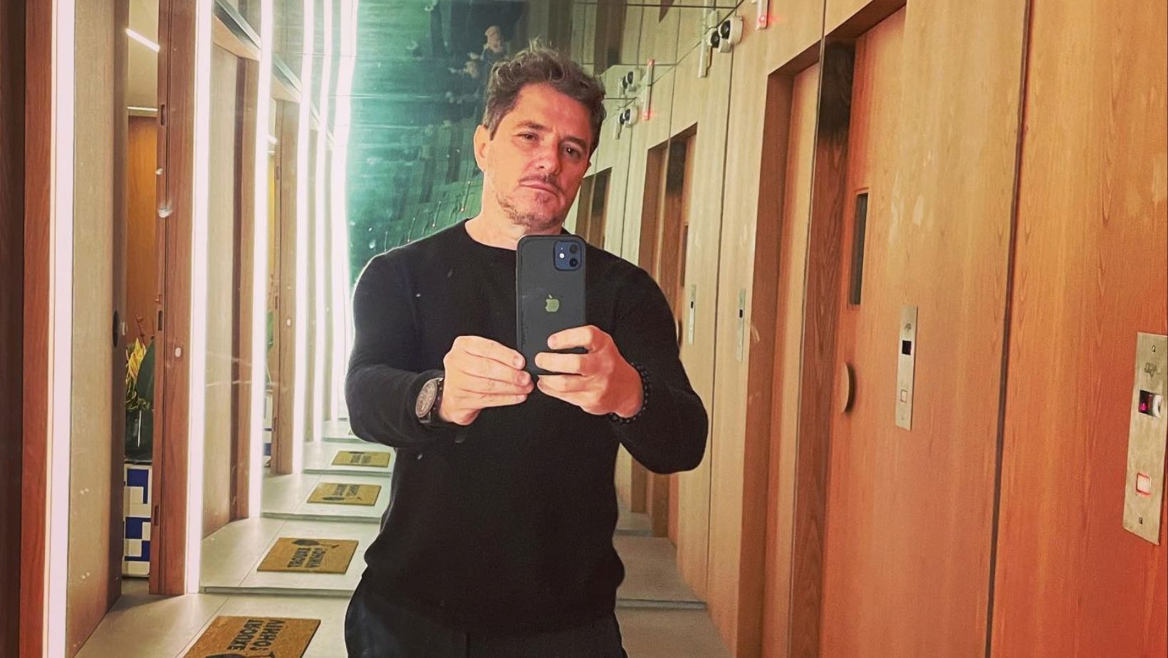 Ator de novela da Globo transforma cobertura de luxo em homenagem ao irmão falecido. Foto: Redes sociais